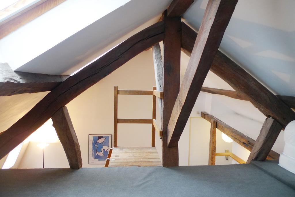 Ferienwohnung Le Jardin Du Marais Paris Zimmer foto