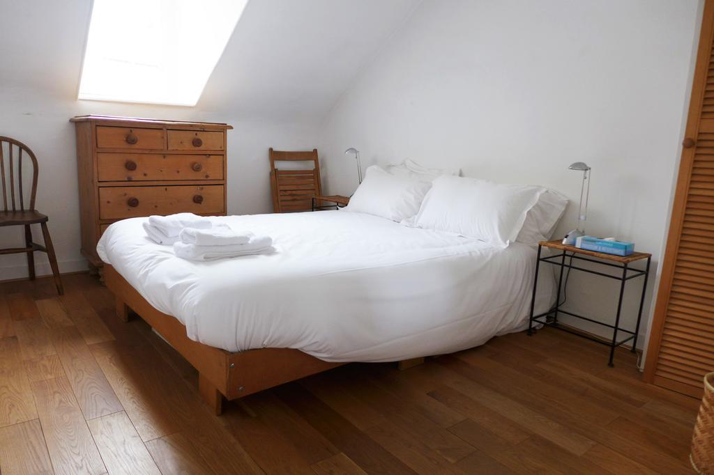 Ferienwohnung Le Jardin Du Marais Paris Zimmer foto