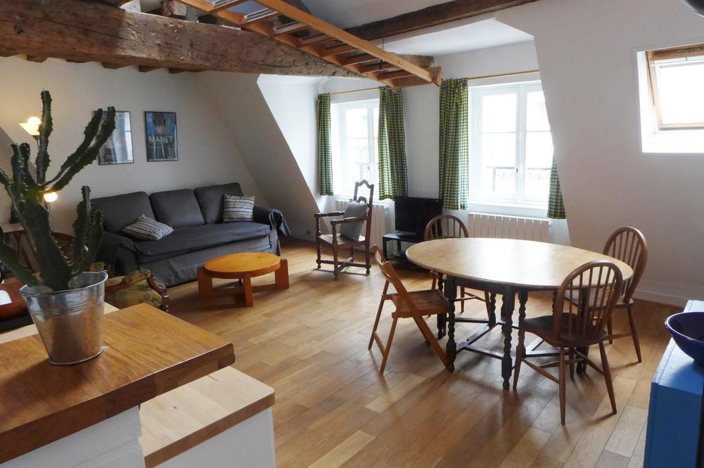 Ferienwohnung Le Jardin Du Marais Paris Zimmer foto