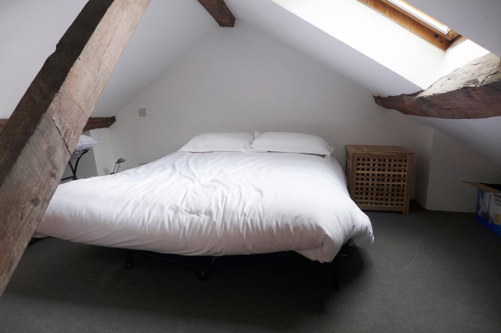 Ferienwohnung Le Jardin Du Marais Paris Zimmer foto